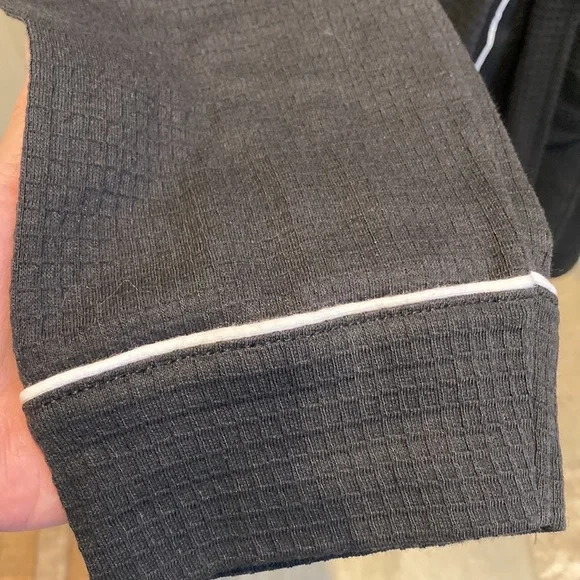 🆕 Amazon Essentials Women’s Lightweight Waffle Full-Length Robe - Picture 9 of 14